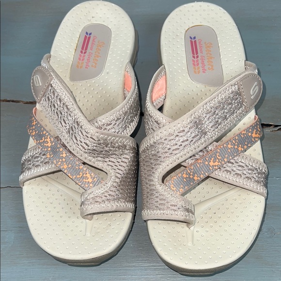 Skechers Women's Reggae Slim Slide Sandals size7US-W.                     ordrA2 - Picture 5 of 12